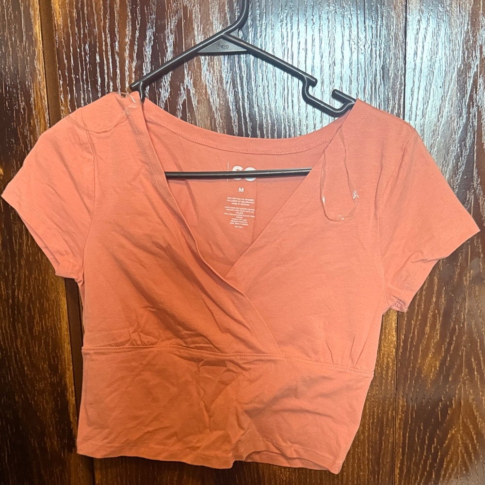 SO Women's Coral Crop Top